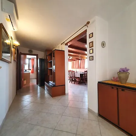 Casa Sugli Uliveti By Interhome